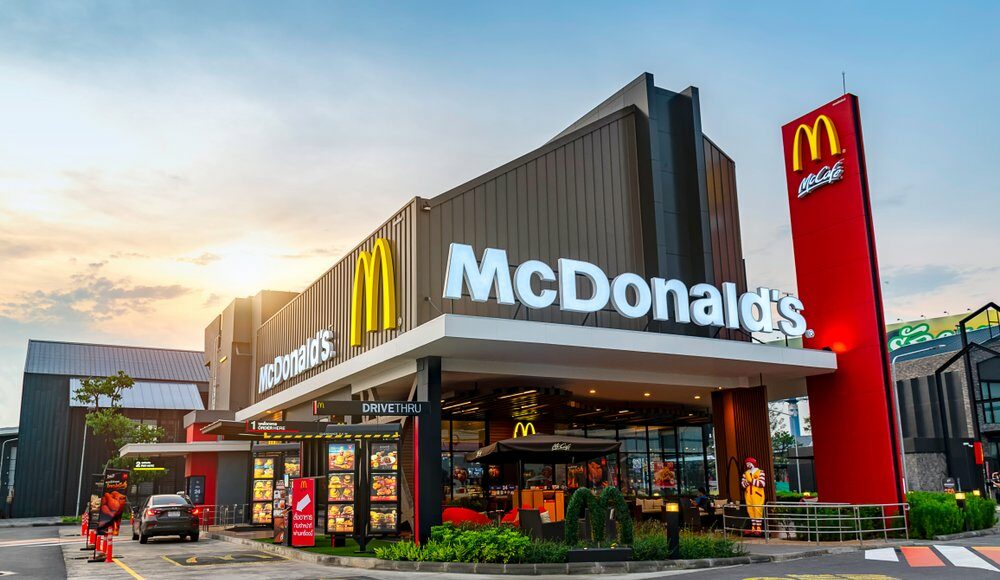 McDonald’s chính thức tham gia vào metaverse với đơn đăng ký mở nhà hàng ảo