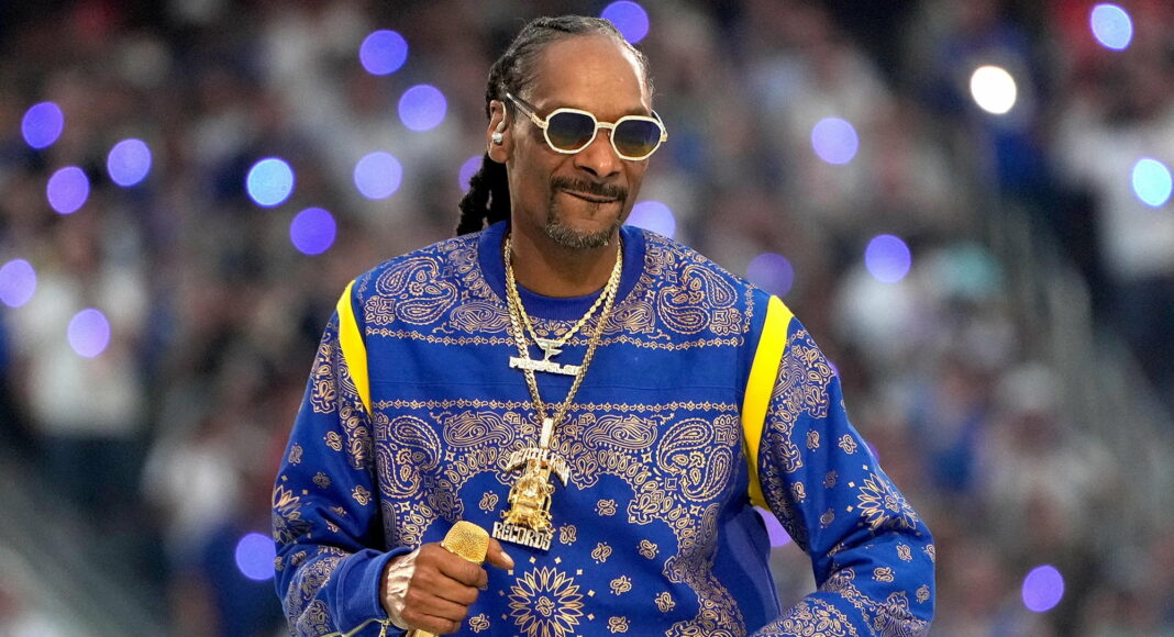 Rapper huyền thoại Snoop Dogg ra mắt bộ sưu tập NFT trên Cardano